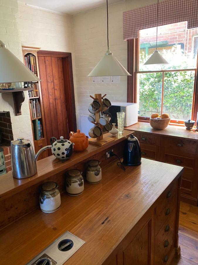 Yass Central Bed & Breakfast Zewnętrze zdjęcie